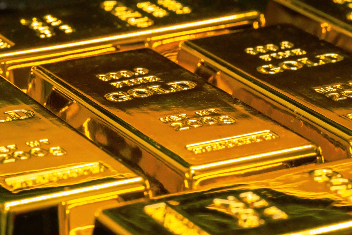 泰国金价飙升至43500泰铢：全球不确定性下投资者涌向避险资产